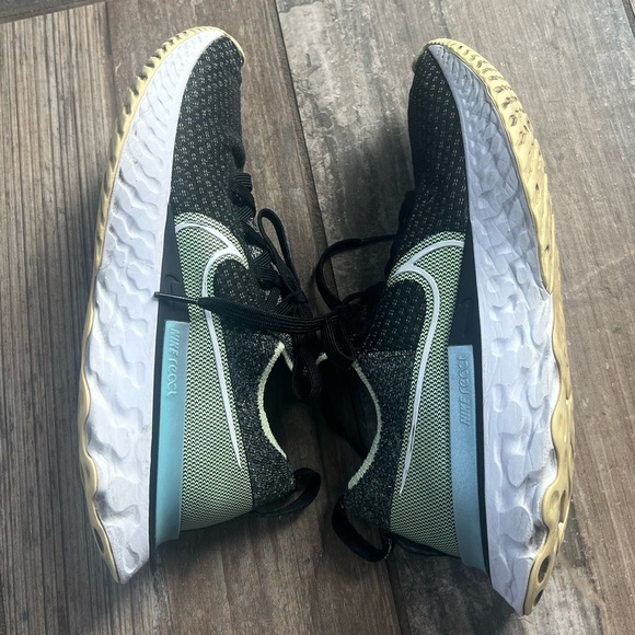 Nike React Infinity Run FK sneakers size 9 - Picture 8 of 10